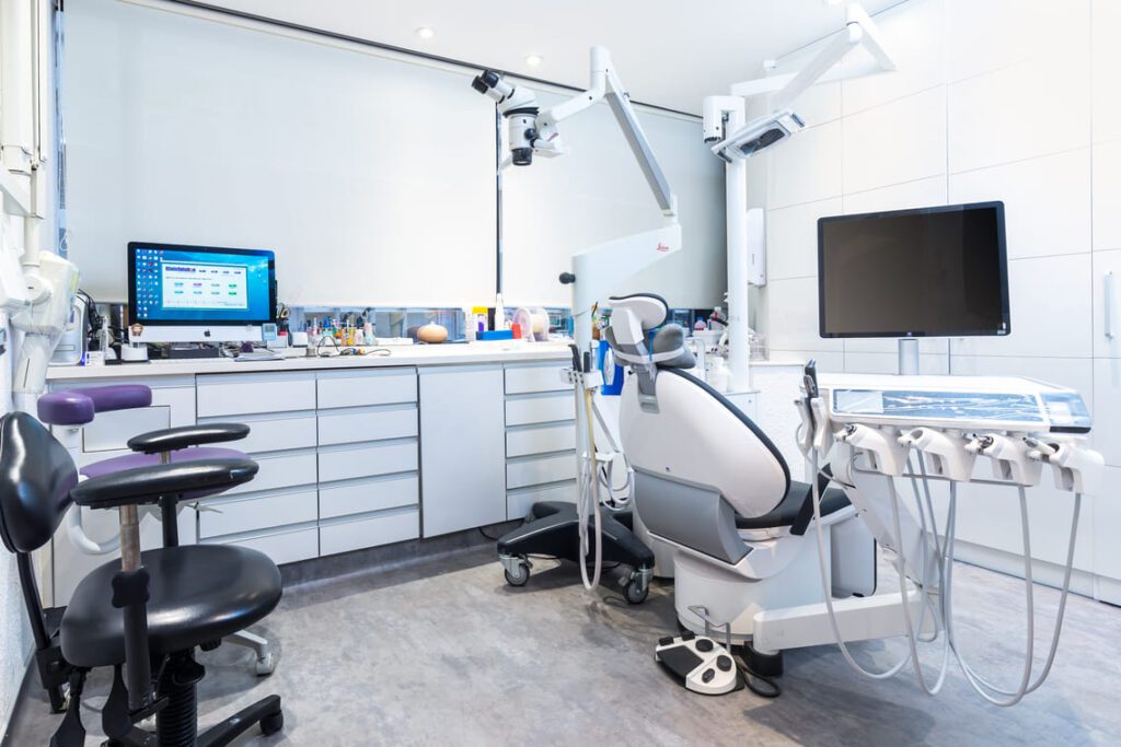 Central Dental Clinic Dentist Recommended 中環牙醫診所 牙醫推薦